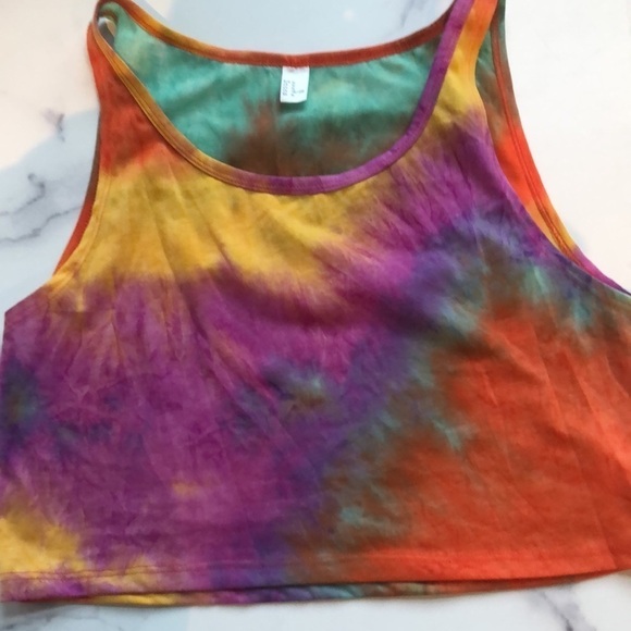 Sporty Tie Dye Crop Top Size Medium - Picture 1 of 5